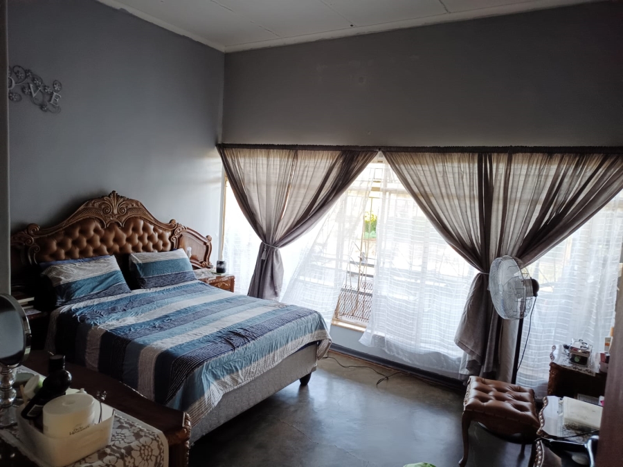 5 Bedroom Property for Sale in Koster North West